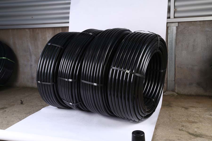 PE threading pipe-PE pipe fittings price.